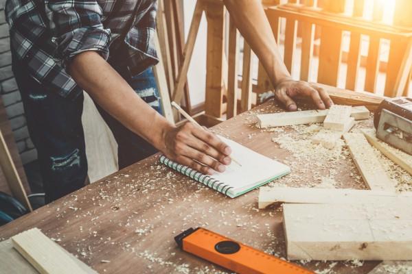 Introducción a la carpintería: aprende a hacer tu propio mueble